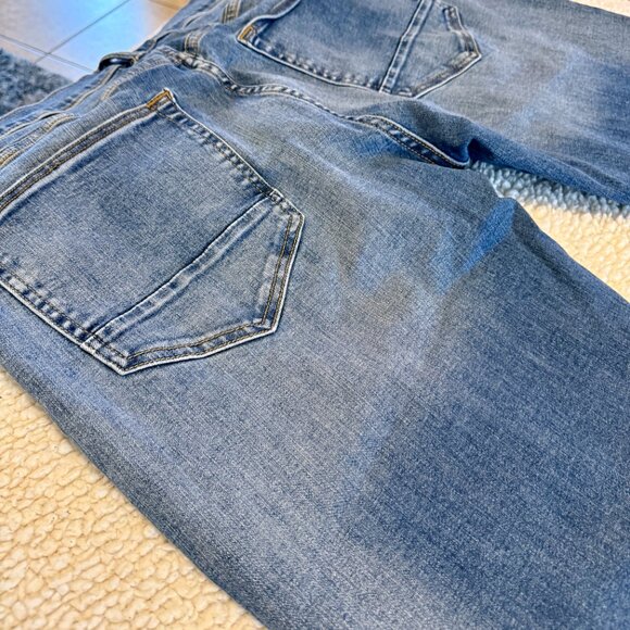 Arizona Jean Co. Athletic Taper Jeans – Size 36x30 - Picture 5 of 5